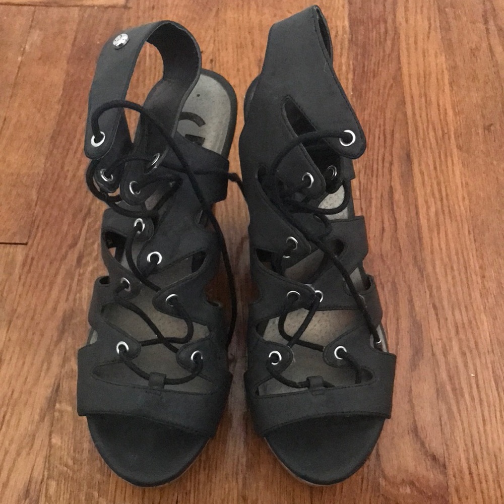 G by Guess Wedge Heels Size 7.5